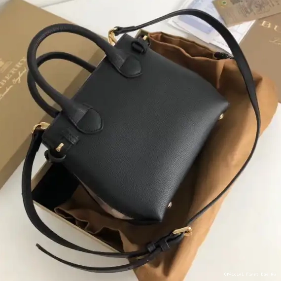 Official First Bag Ru The Banner Leather Baby Burberry Check House and in 0602